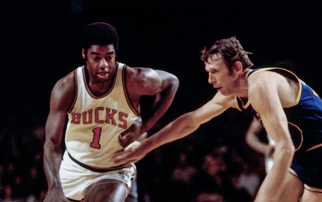 严密防守 严密防守